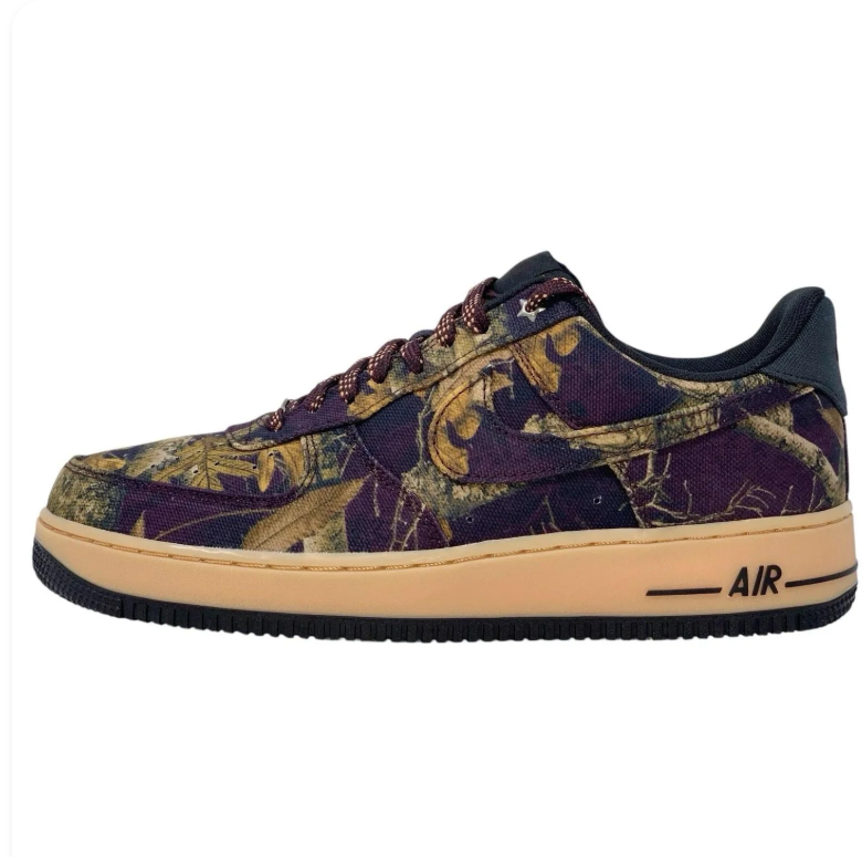 Nike Air Force 1 Low-Top Sneakers with Woodland Camo Print